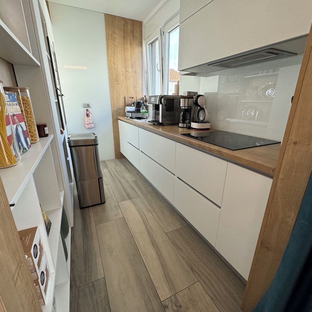 LuxArt City SPA Residence Krk
