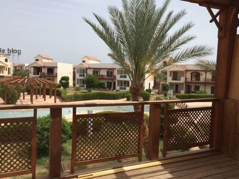 Gold Sharm Residence