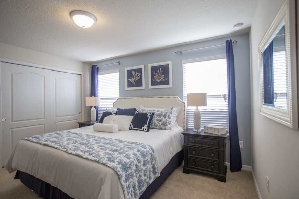 Villa in Windsor at Westside 1532 view 2