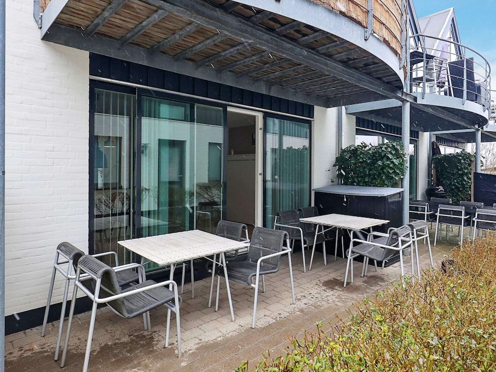 8 Person Holiday Home in Vaeggerlose view 4