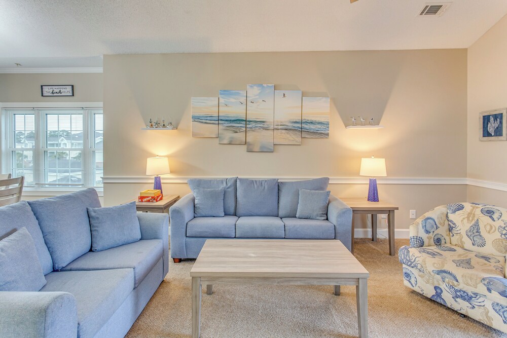 2 Mi to Ocean: Myrtle Beach Condo w/ Balcony