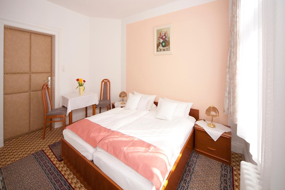 Pension Haus Waldheim view 4