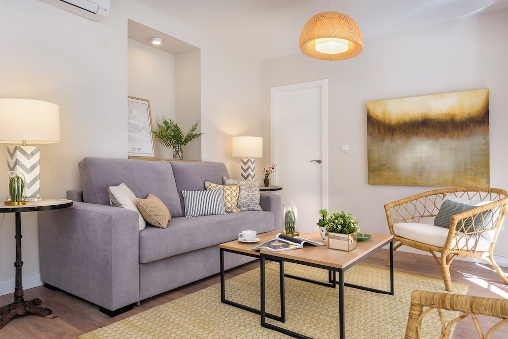 Magnificent Apartment Located in the Center of Malaga Picasso I