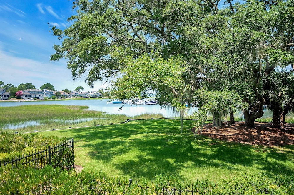 6 Willet Road at The Sea Pines Resort