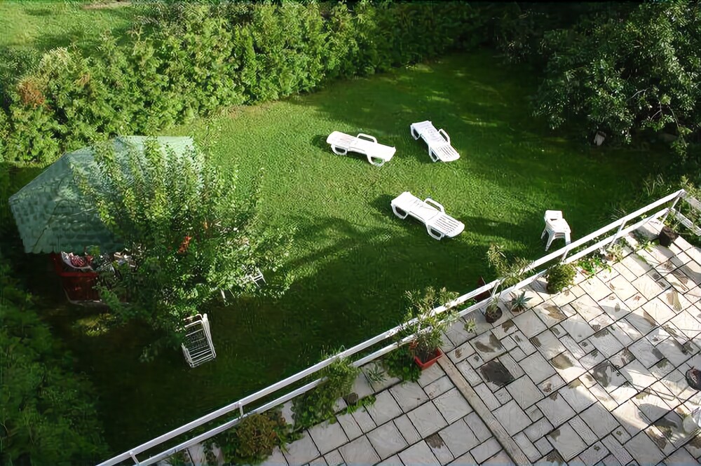 Photo 42