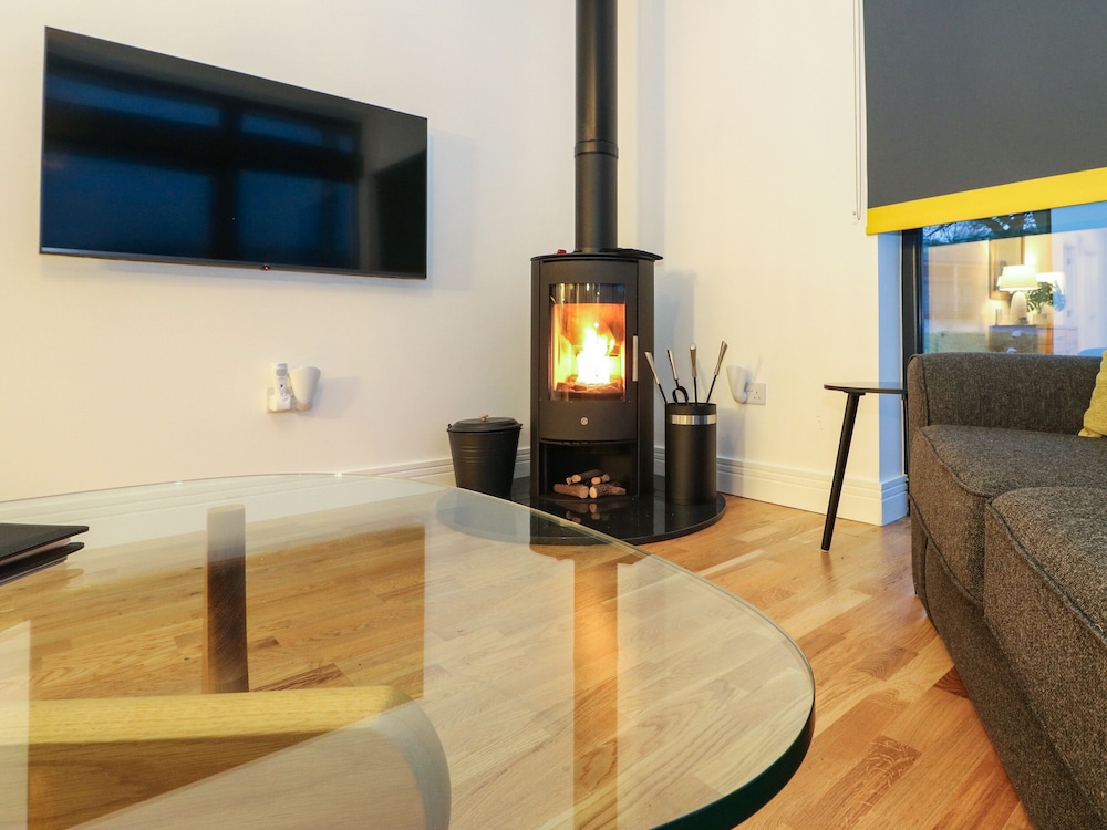 2 Strathtay Lodges