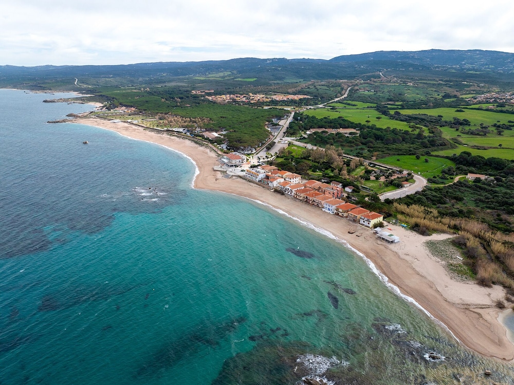 Relaxing Residence Baia dei Mirti B4 1 Bedroom Apartment Sleeps 4 -bilo 4