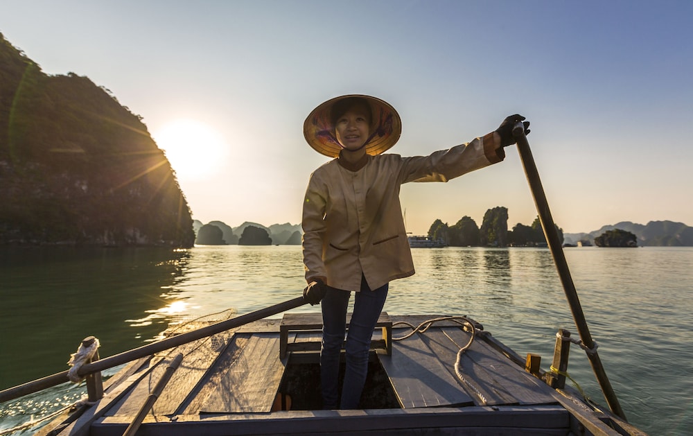 Heritage Line Violet cruise – Ha Long Bay & Lan Ha Bay