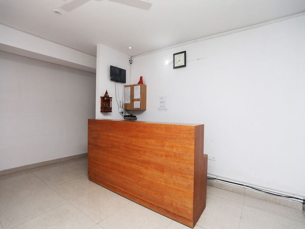 OYO 18347 Hotel Mountain Inn view 3