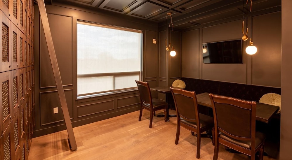Luxurious New Condo in Downtown SLC