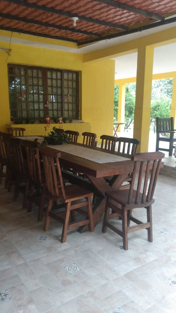 Casa de Campo com Churrasq e Wifi em Mag RJ