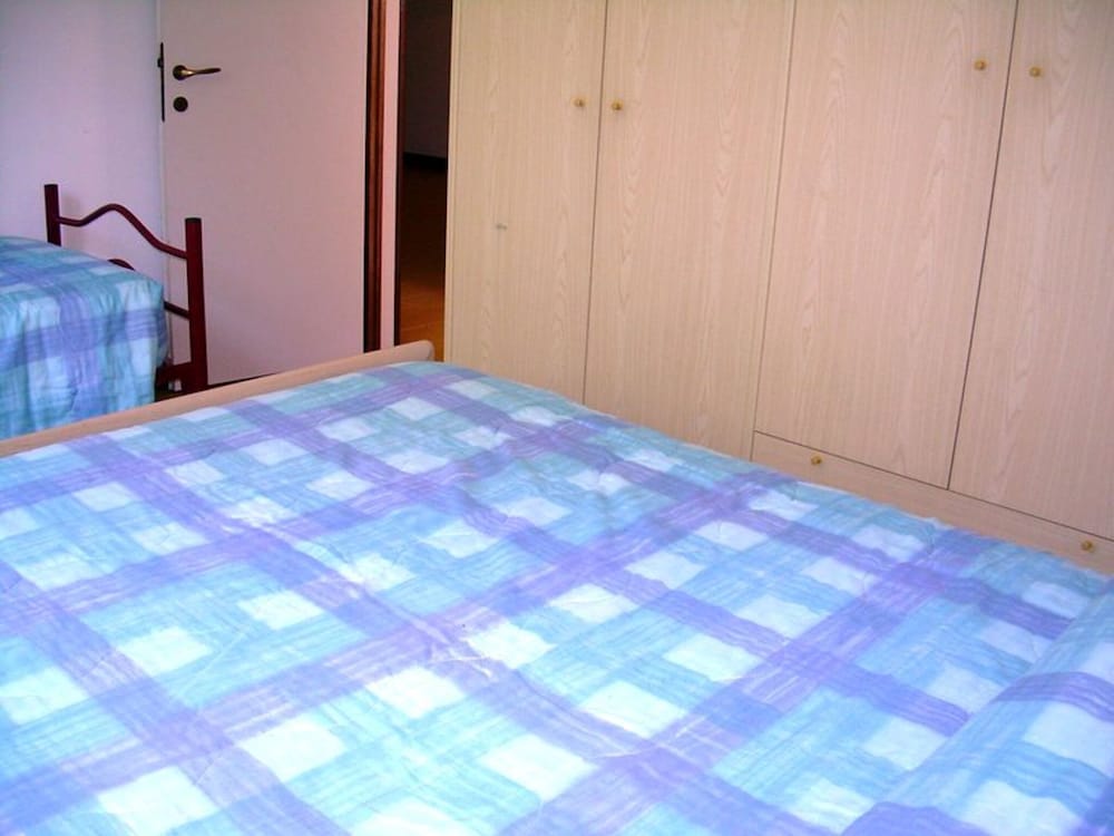 Four People Apartment in a Residence With Swimming Pool Close to the Beach view 3
