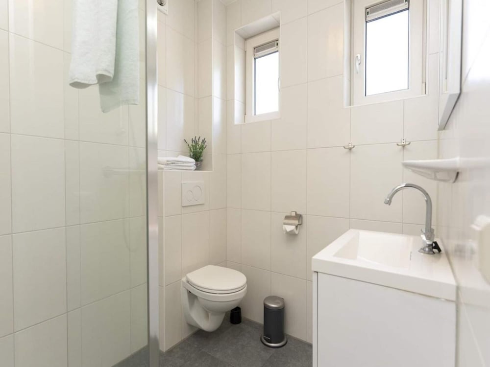 Detached 6 Pers Holiday Home view 4