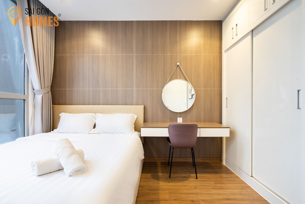 Landmark Apartment in Vinhomes Central Park