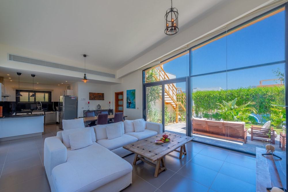 VESTA - Soma Bay Residence