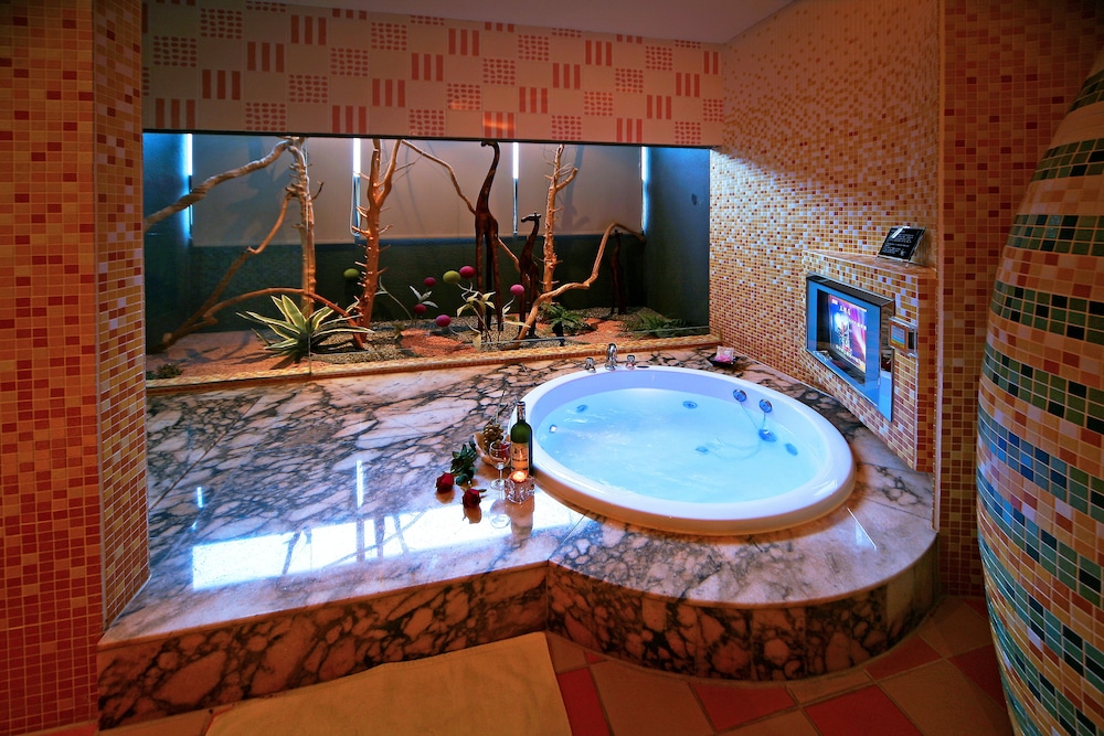 Fongchin Motel