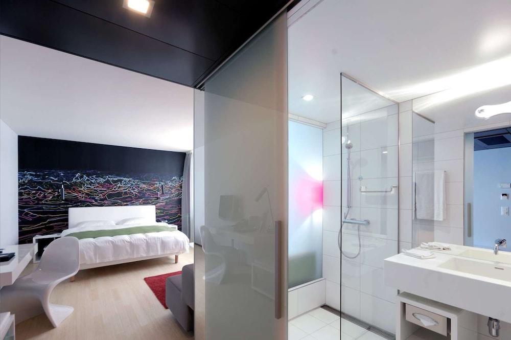 Lucerne Vacations - Radisson Blu Hotel, Lucerne - Property Image 10