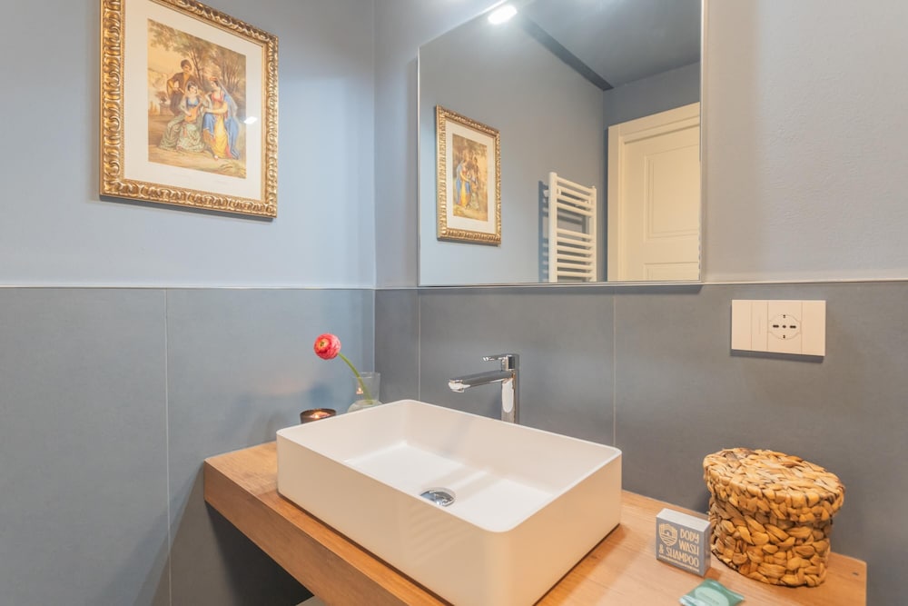 Cinque Giornate 70 Suites - Atena