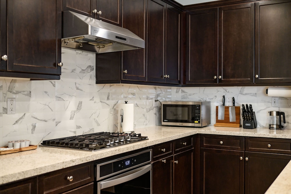Comfort Style Home Near the Airport
