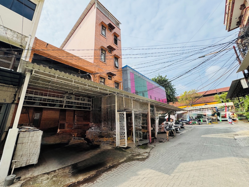 Tamastu House Sunter