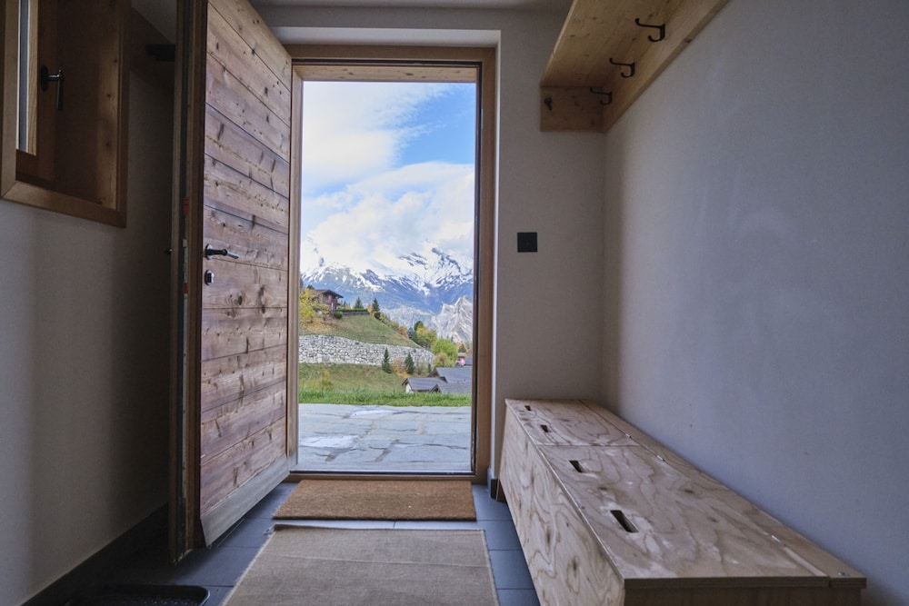 Beautiful Luxury Chalet Roy With Incredible Views