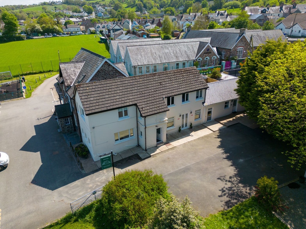 Teifi Villa