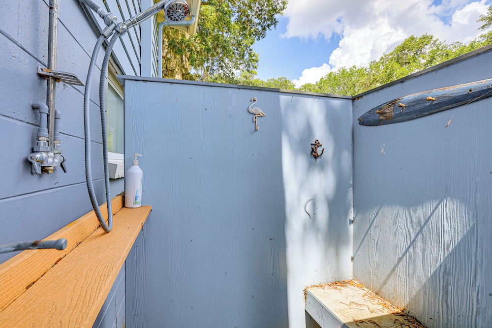 Dock + Screened Porch: Suwannee River Retreat!