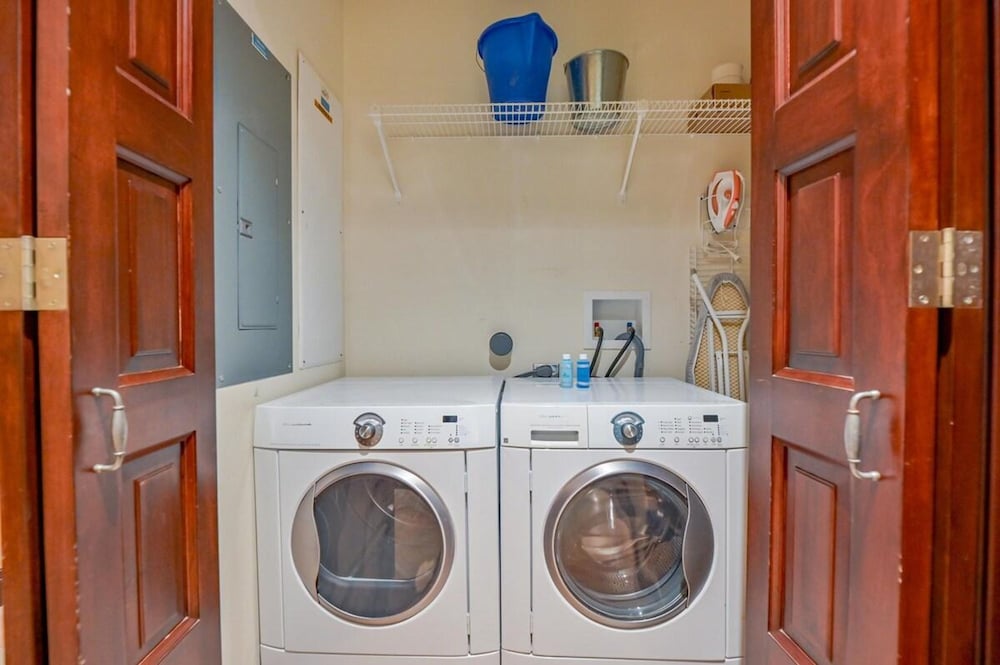 CR Luxury Terrazas 3A 3 Bdrm