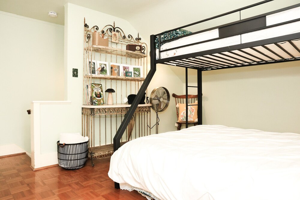 Stone Chalet B&B Inn and Event Center