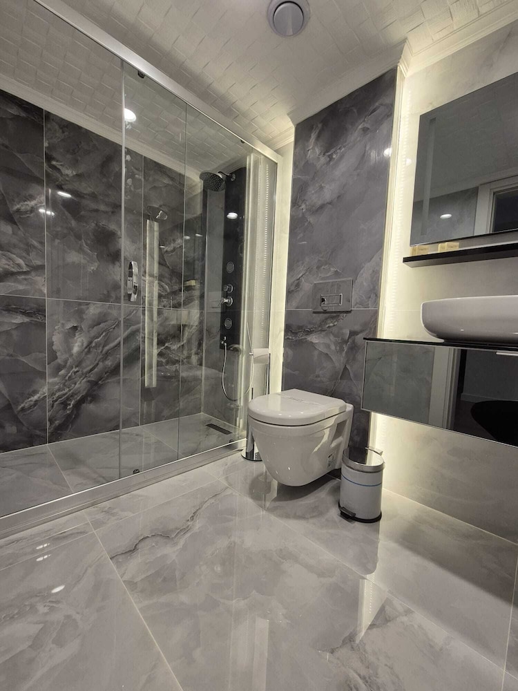 İstanbul Trend Oteli - Image 19