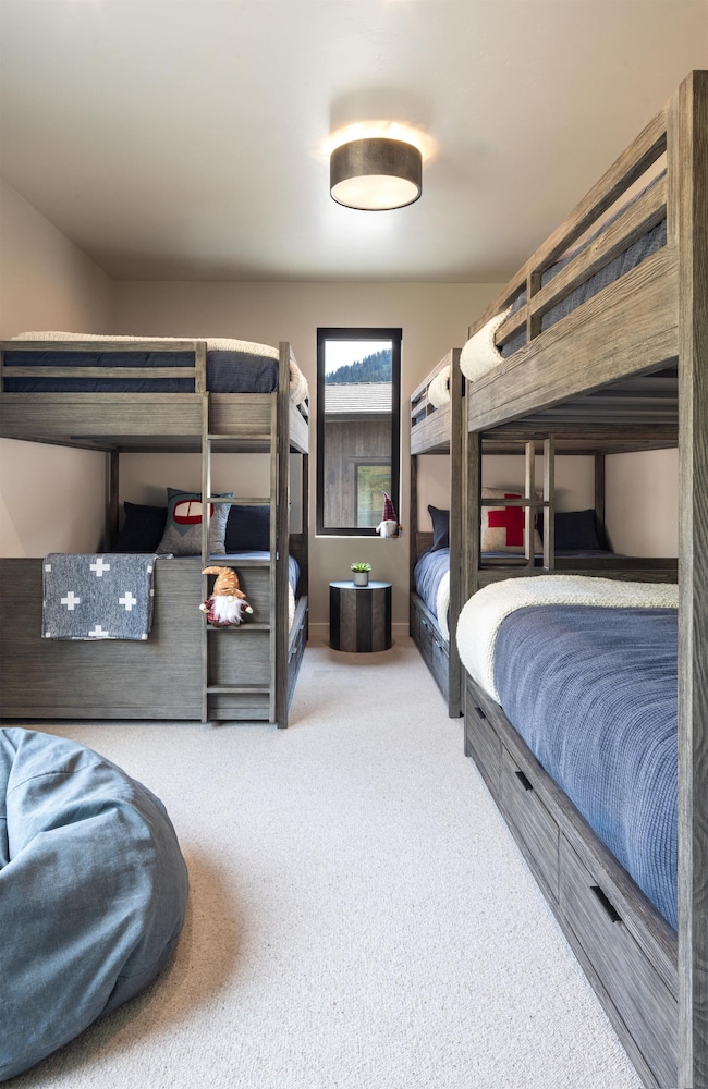 The Cabins At Snake River Sporting Club
