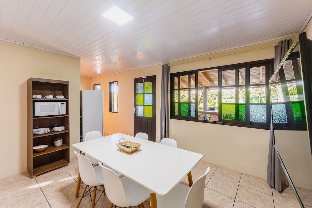 Casas Valley Design - Praia do Rosa - SC