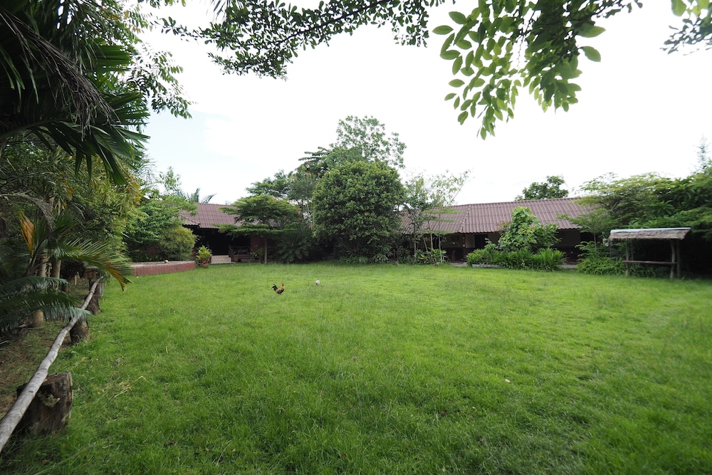 Phu Resort