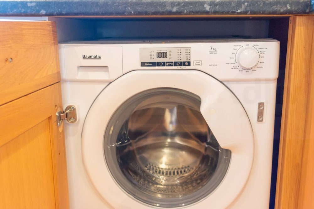2 Bed Seapoint Birchington Escape By Adliv