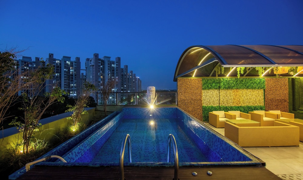 Hotel K2 By L Elegant Sector 143B Noida
