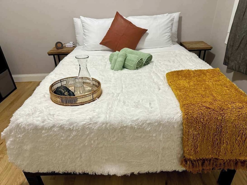 Jungle House Boutique Lofts – Downtown Columbus & Short North