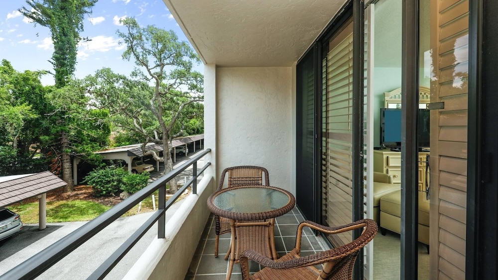 Anchorage Resort 2nd Floor 2 Bedroom Condo Facing IntraCoastal Waters 2 Condo