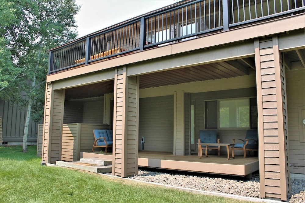 Lone Eagle Landing 2 3 Bedroom Home