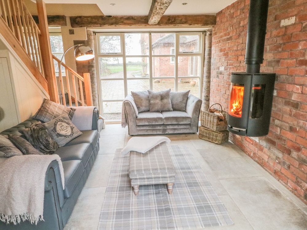 Orchard Barn view 4
