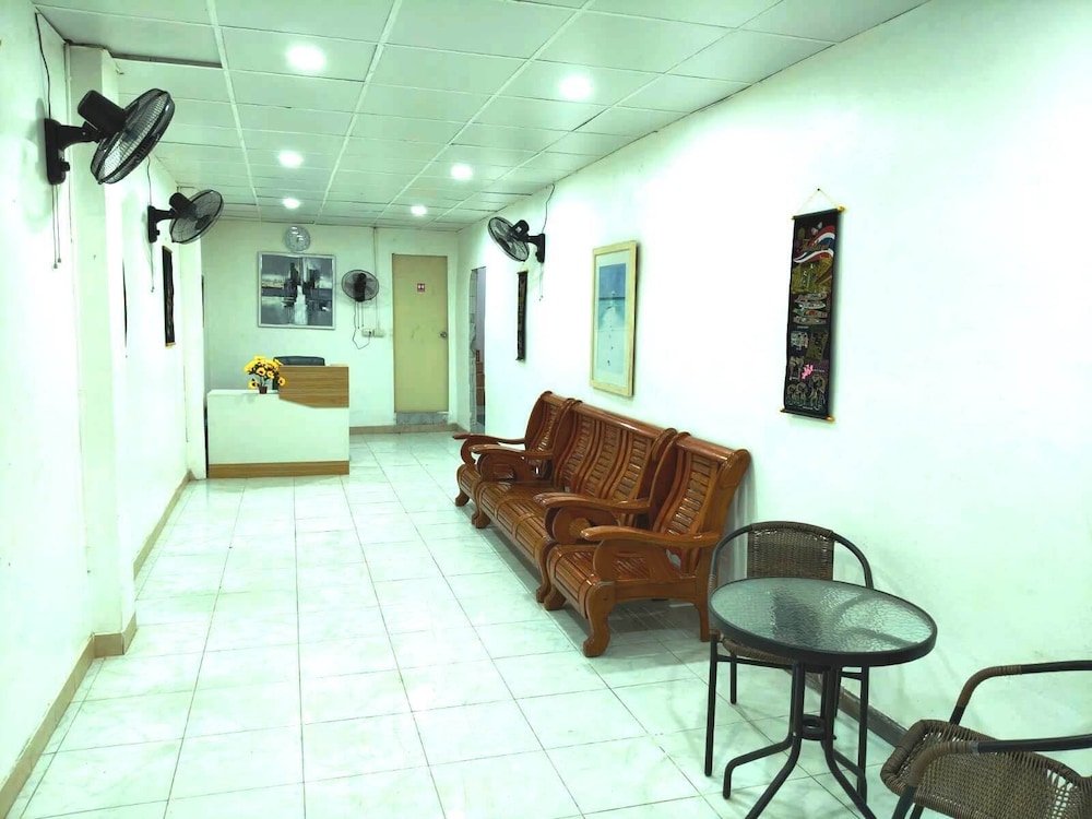 Marine Guest House Encore
