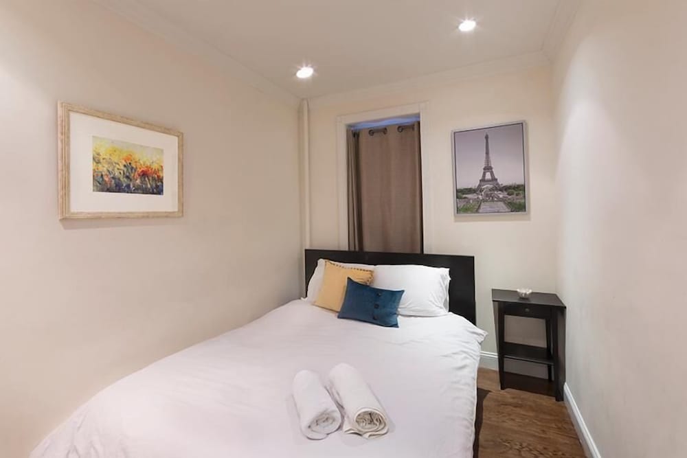 NY015 3 Bedroom Apartment By Senstay