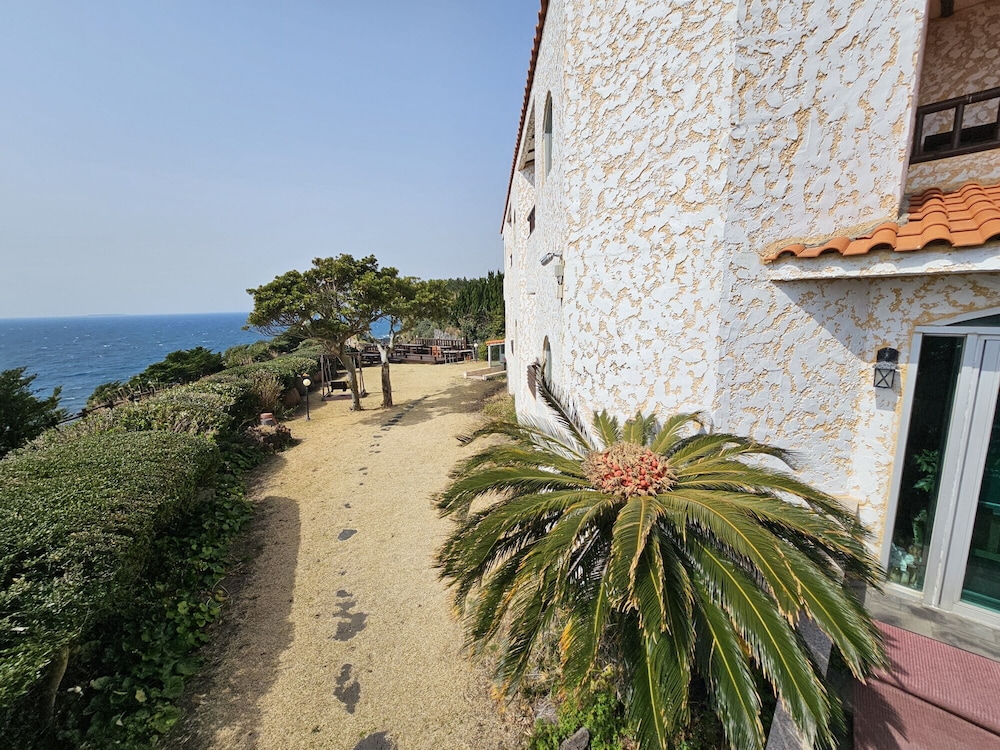 Tteuribada Pension