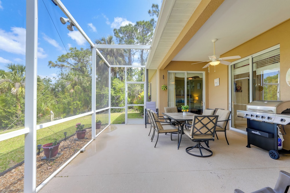 Screened Patio & Canal Views: Home in North Port!