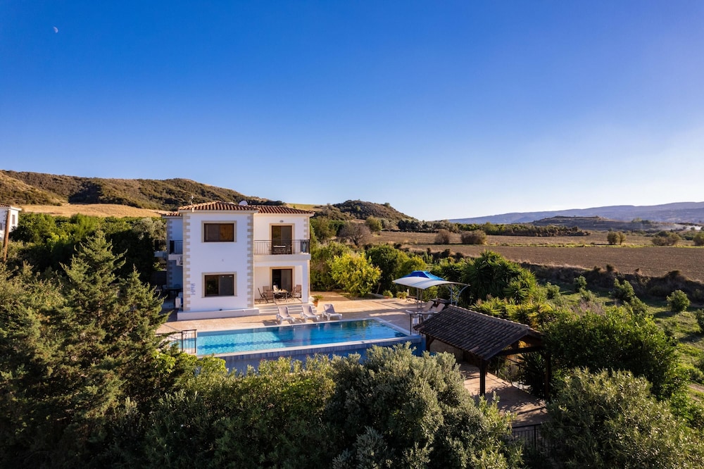 Villa Kambos Ena in Polis