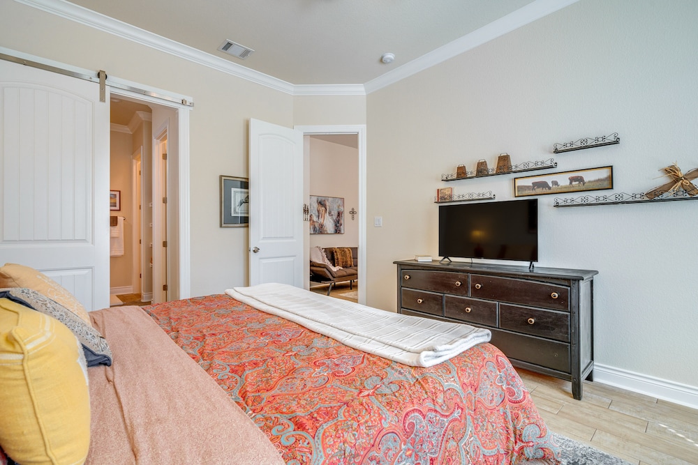 Idyllic Lago Vista Home < 1 Mi to Lake Travis! - Property Image 26