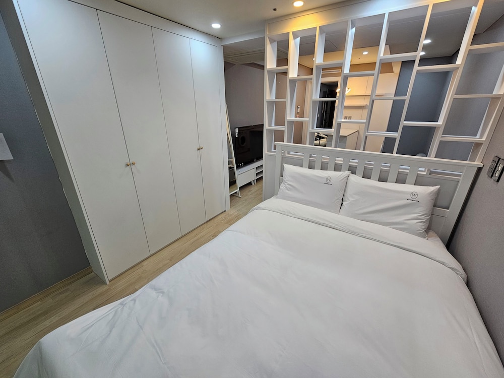 W Residence Hotel Centum City 20