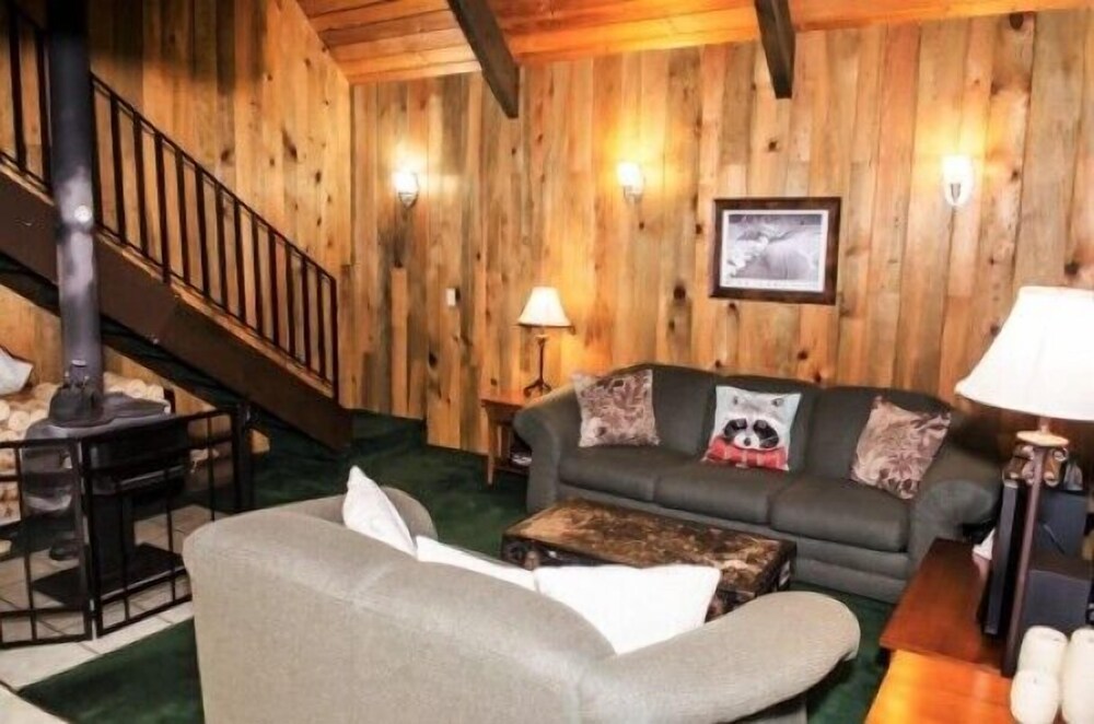 Mt Baker Lodging Cabin 98 - Sleeps 6 view 2