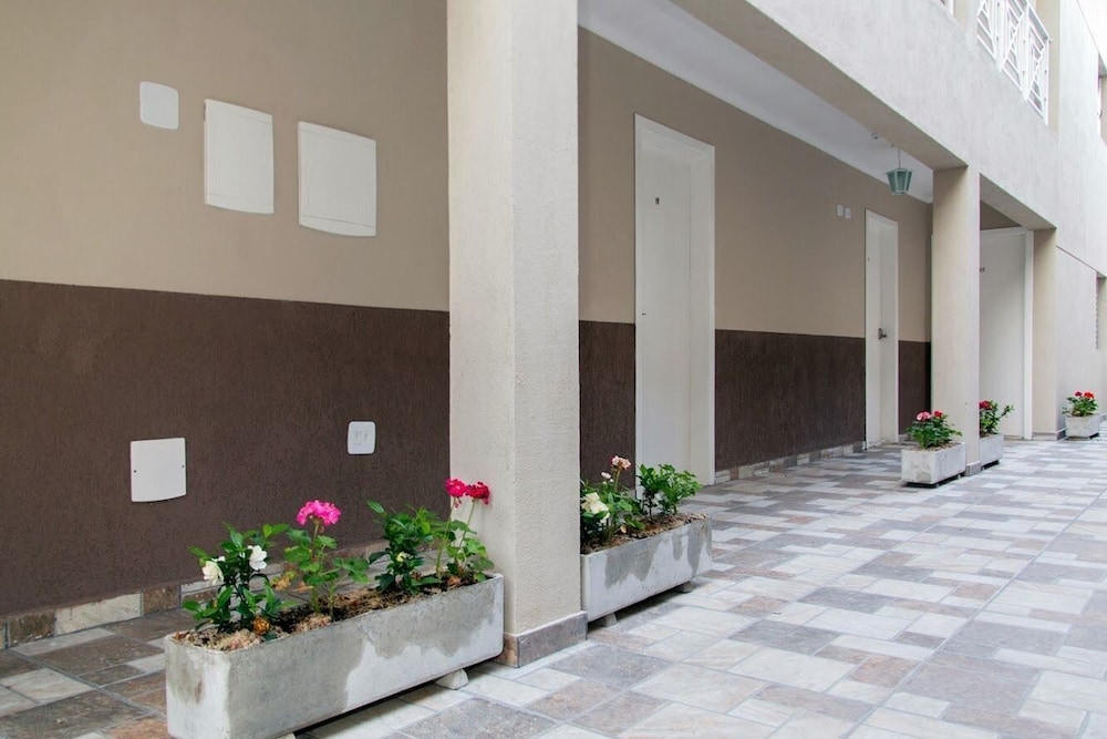 Casa Jardim Studios