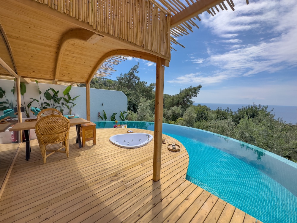 Seaview Faralya Butik Otel - Image 111