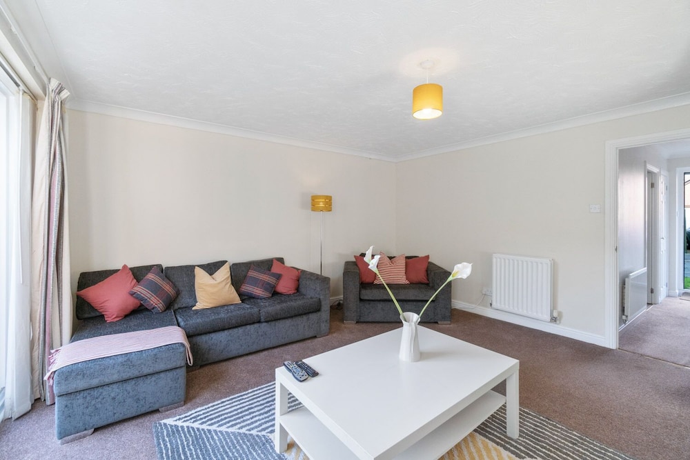 East Midlands House